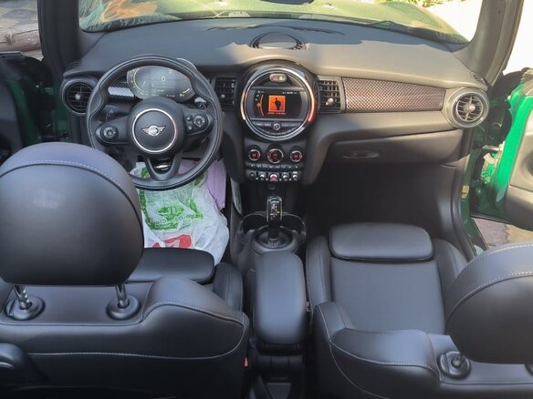 2020 Mini Cabrio Cooper S III Рестайлинг, зелёный, 3300000 рублей - вид 8