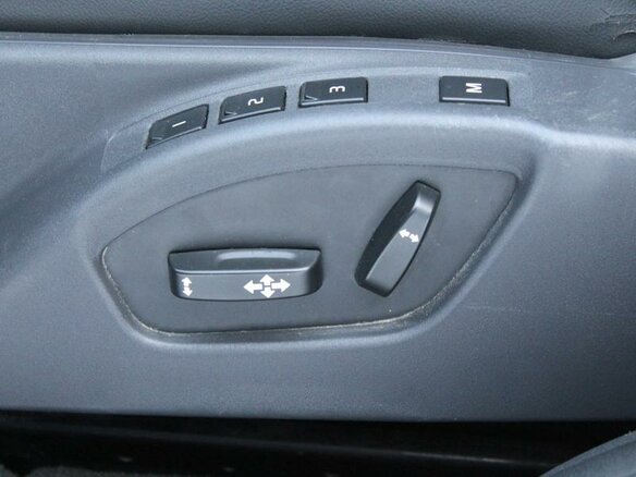 2012 Volvo XC60 I, серый - вид 18