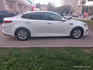 2018 Kia Optima IV Рестайлинг, белый, 1150000 рублей, вид 2