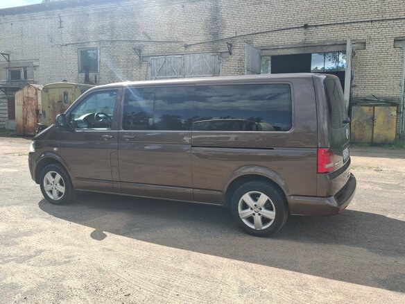 2012 Volkswagen Multivan T5 Рестайлинг, коричневый, 1850000 рублей - вид 6