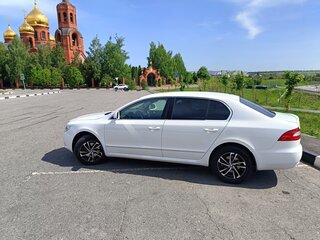 2011 Skoda Superb II, белый, 1500000 рублей, вид 3