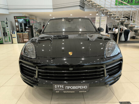 2020 Porsche Cayenne III, чёрный, 7050000 рублей, вид 2