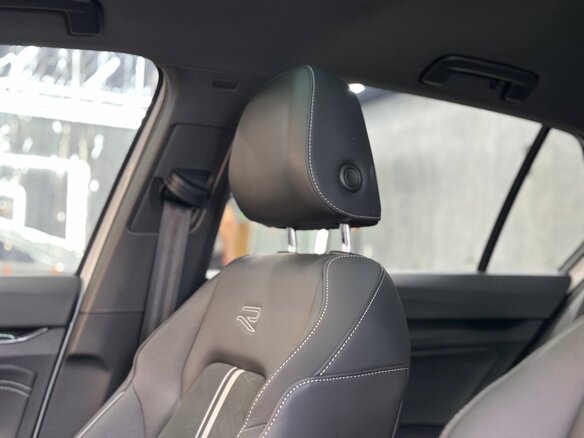 2021 Volkswagen Golf VIII, белый, 2600000 рублей - вид 12