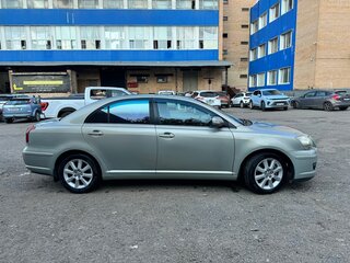 2007 Toyota Avensis II Рестайлинг, зелёный, 700000 рублей, вид 3