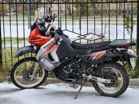 2011 Kawasaki KLR 650, красный, 450000 рублей, вид 2