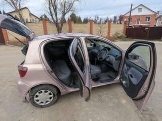 2000 Toyota Vitz I (P10), розовый, 450000 рублей, вид 4