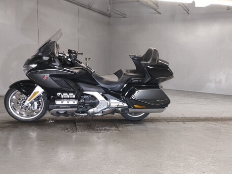 2020 Honda GL 1800 Gold Wing, чёрный, 1800000 рублей, вид 2