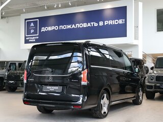 2026 Mercedes-Benz V-Класс Long 300 d длинный III (W447) Рестайлинг 2, чёрный, 14800000 рублей, вид 4