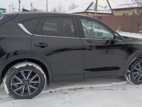 2017 Mazda CX-5 II, чёрный, 2450000 рублей - вид 3