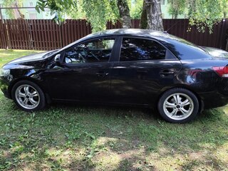 2012 Kia Cerato 6-speed II, чёрный, 830000 рублей, вид 4