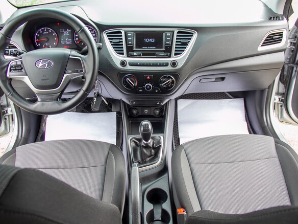 2019 Hyundai Solaris II, серебристый, 1239000 рублей - вид 13