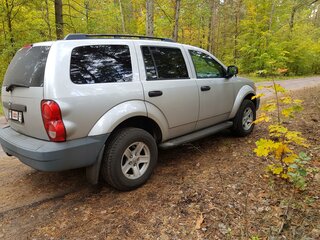 2007 Dodge Durango II Рестайлинг, серебристый, 900000 рублей, вид 3