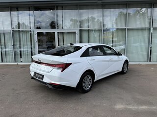 2022 Hyundai Elantra VII (CN7), белый, 1735000 рублей, вид 5