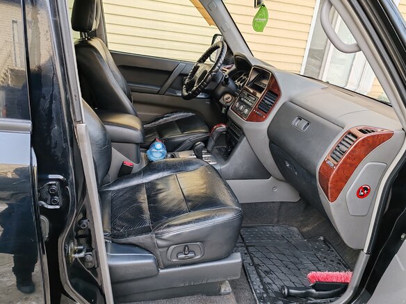 2004 Mitsubishi Pajero III Рестайлинг, чёрный, 850000 рублей - вид 6