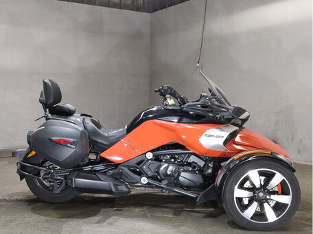 2016 BRP Can-Am Spyder, оранжевый, 1600000 рублей, вид 1