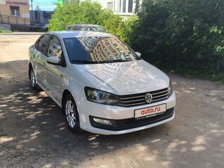 2016 Volkswagen Polo V Рестайлинг, белый, 1100000 рублей, вид 1