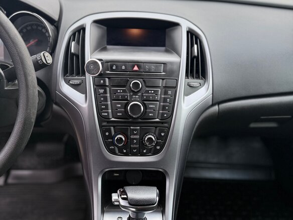 2014 Opel Astra J Рестайлинг, чёрный, 835000 рублей - вид 10