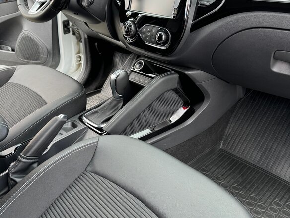 2021 Renault Kaptur I Рестайлинг, белый, 1950000 рублей - вид 11