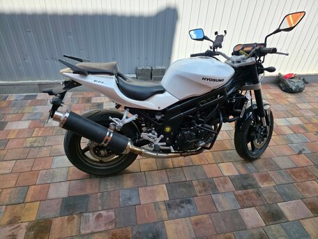 2013 Hyosung Comet GT650, белый, 490000 рублей, вид 2