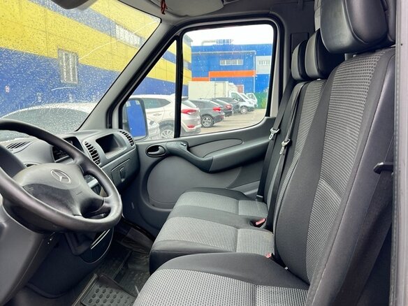2018 Mercedes-Benz Sprinter Classic, белый, 1700000 рублей