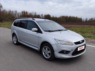 2009 Ford Focus II Рестайлинг, серебристый, 650000 рублей, вид 3