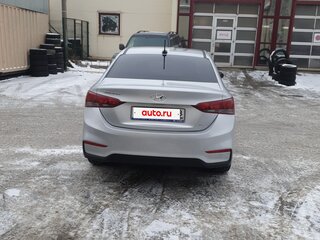 2017 Hyundai Solaris II, серебристый, 1650000 рублей, вид 4