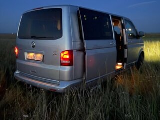 2012 Volkswagen Multivan T5 Рестайлинг, серебристый, 2500000 рублей, вид 4