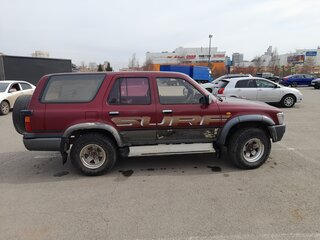 1992 Toyota Hilux Surf II Рестайлинг, красный, 650000 рублей, вид 4