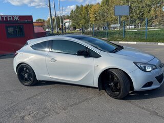 2011 Opel Astra GTC J Рестайлинг, белый, 795000 рублей, вид 2