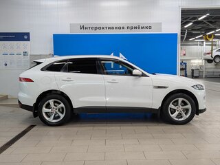 2016 Jaguar F-Pace I, белый, 2240000 рублей, вид 4