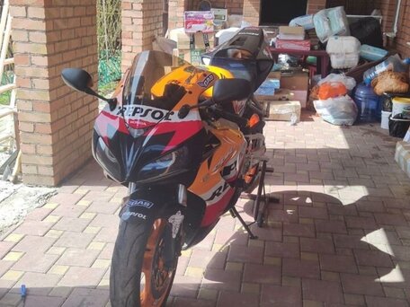 2007 Honda CBR 1000 RR/RA Fireblade, оранжевый, 850000 рублей, вид 3