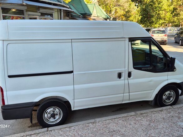 2012 Ford Transit, белый, 1700000 рублей - вид 10