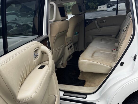 2012 Infiniti QX56 II, белый, 2490000 рублей - вид 29