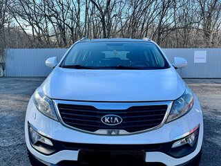 2011 Kia Sportage III, белый, 1400000 рублей, вид 1