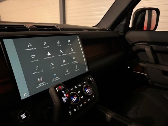 2026 Land Rover Defender 110 II, чёрный - вид 15