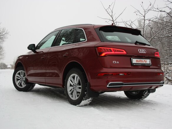 2019 Audi Q5 II (FY), красный - вид 8