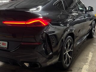 2023 BMW X6 30d III (G06) Рестайлинг, чёрный, 10190000 рублей, вид 5
