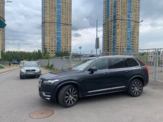 2019 Volvo XC90 II Рестайлинг 1, серый, 3600000 рублей, вид 3