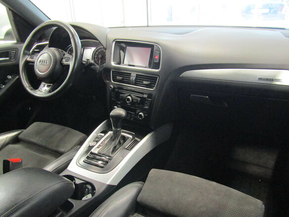 2014 Audi Q5 I (8R) Рестайлинг, белый - вид 3