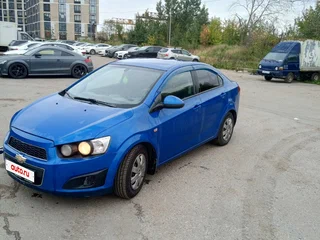 2014 Chevrolet Aveo II, синий, 640000 рублей, вид 1