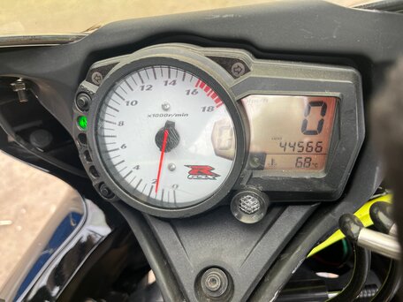 2006 Suzuki GSX-R 600, чёрный, 520000 рублей, вид 4