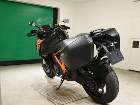 2019 KTM 1290 Super Duke GT, золотистый, 851000 рублей, вид 5