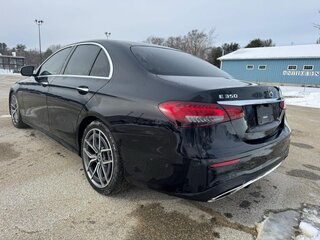 2021 Mercedes-Benz E-Класс 300 L V (W213, S213, C238) Рестайлинг, чёрный, 4300000 рублей, вид 3