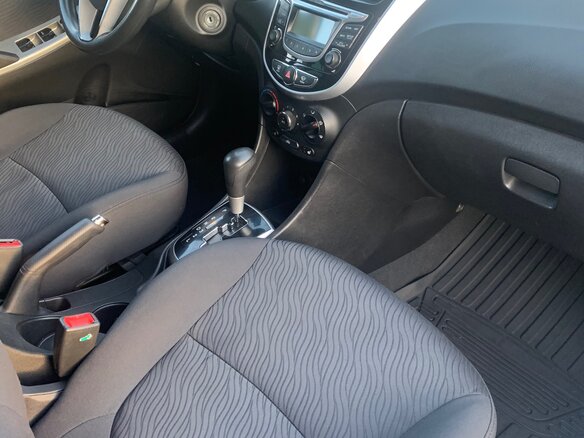 2012 Hyundai Solaris I, белый - вид 3