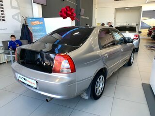 2004 Kia Shuma II, серебристый, 130000 рублей, вид 4