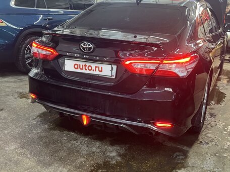 2019 Toyota Camry VIII (XV70), чёрный, 2350000 рублей, вид 2