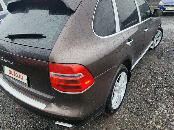 2009 Porsche Cayenne Diesel I Рестайлинг (957), коричневый, 1900000 рублей - вид 11