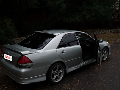 2000 Toyota Mark II IX (X110), серый, 1350000 рублей, вид 4