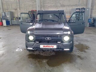 2018 Lada (ВАЗ) 2121 (4x4) Urban I Рестайлинг, серебристый, 850000 рублей, вид 3