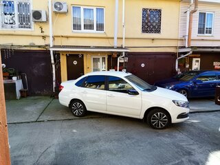 2020 Lada (ВАЗ) Granta I Рестайлинг, белый, 950000 рублей, вид 2